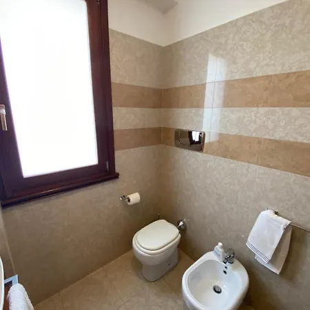 Casa Tharros I.u.n. R7621 *