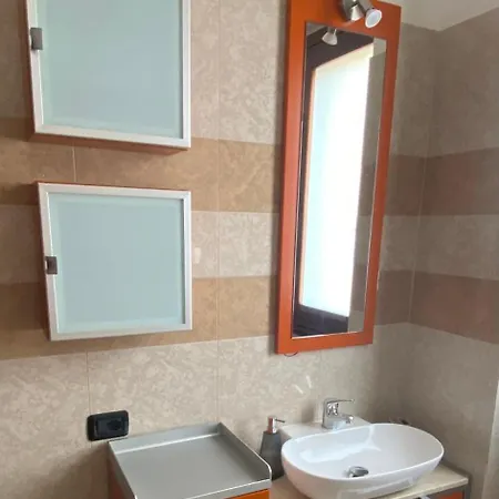 Casa Tharros I.u.n. R7621 *