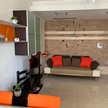 Casa Tharros I.u.n. R7621